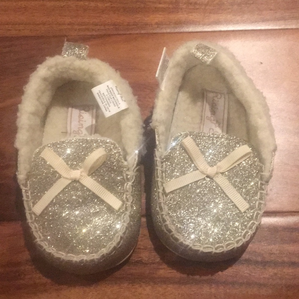 Rising Star 9-12 mo. Gold Slippers - Picture 1 of 5